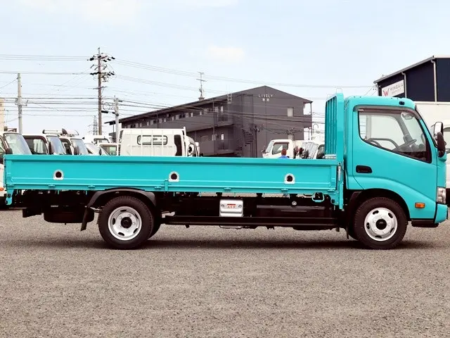 トヨタ ダイナ 2RG-XZU655(2WD)の写真8