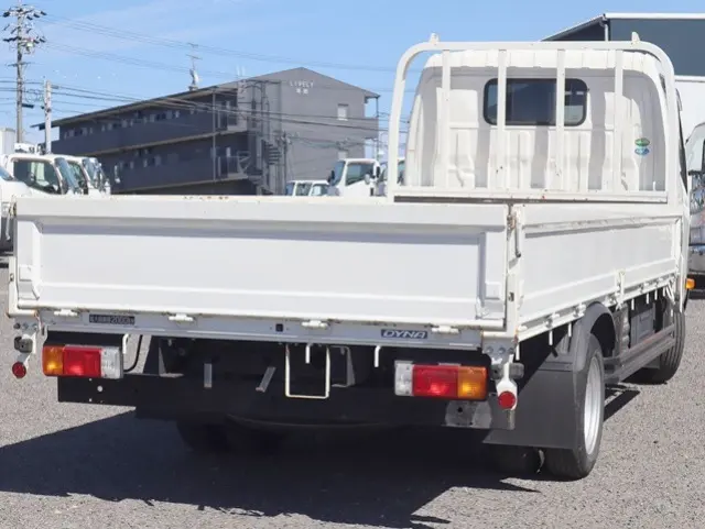 トヨタ ダイナ 2PG-XZU655(2WD)の写真3