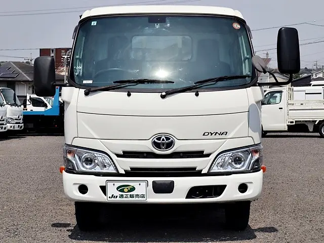 トヨタ ダイナ 2PG-XZU655(2WD)の写真3