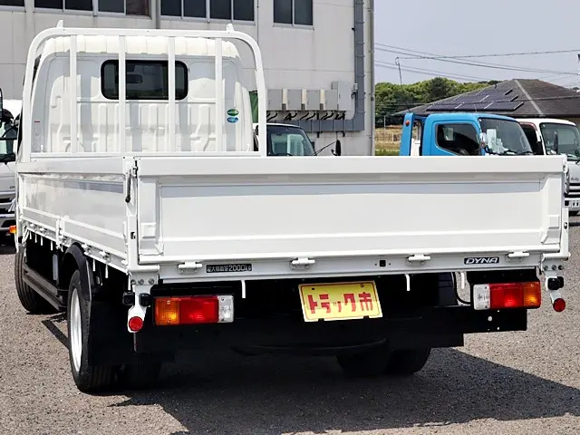 トヨタ ダイナ 2PG-XZU655(2WD)の写真7