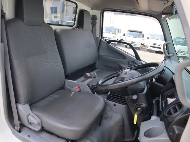 トヨタ ダイナ 2PG-XZU655(2WD)の写真32
