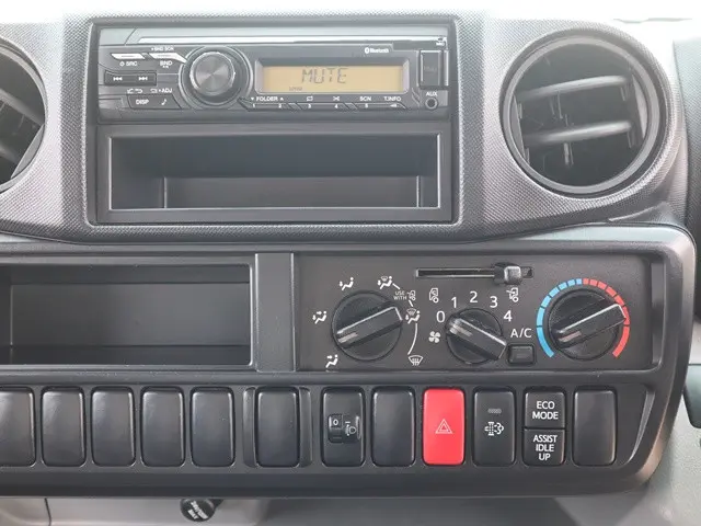 トヨタ ダイナ 2PG-XZU655(2WD)の写真37