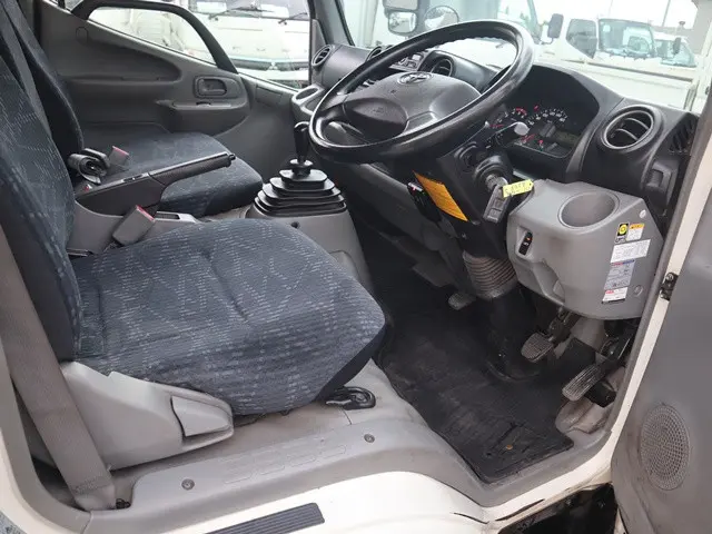 トヨタ トヨエース QDF-KDY231(2WD)の写真30