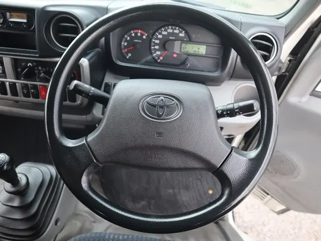 トヨタ トヨエース QDF-KDY231(2WD)の写真39