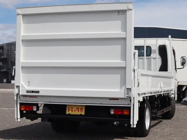 三菱 キャンター TPG-FEB50(2WD)の写真5