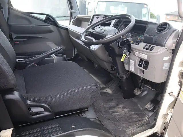 三菱 キャンター TPG-FEB50(2WD)の写真31
