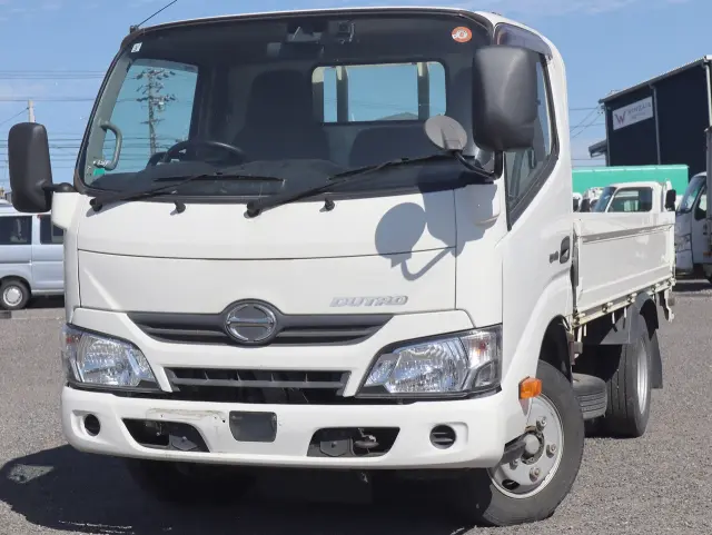 日野 デュトロ TKG-XZU605M(2WD)の写真1