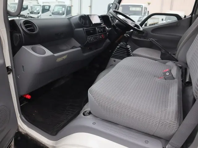 日野 デュトロ TKG-XZU645M(2WD)の写真40