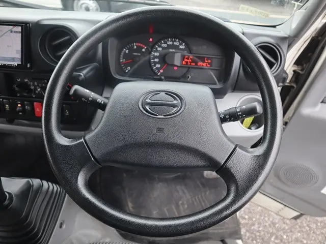 日野 デュトロ TKG-XZU645M(2WD)の写真42
