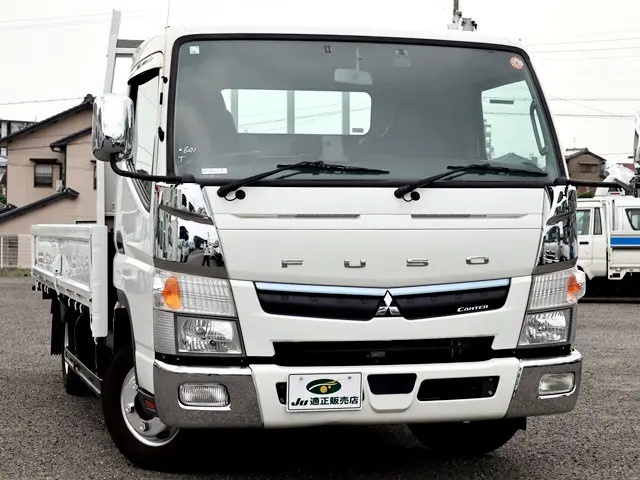 三菱 キャンター 2RG-FEB20(2WD)の写真4