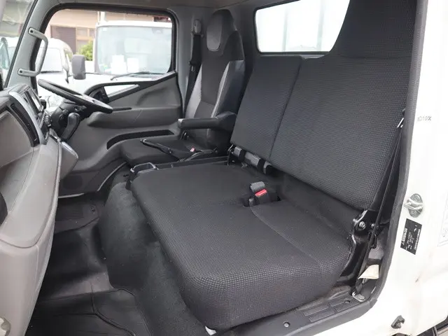三菱 キャンター 2RG-FEB20(2WD)の写真32