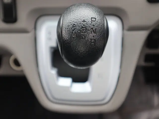 三菱 キャンター 2RG-FEB20(2WD)の写真34