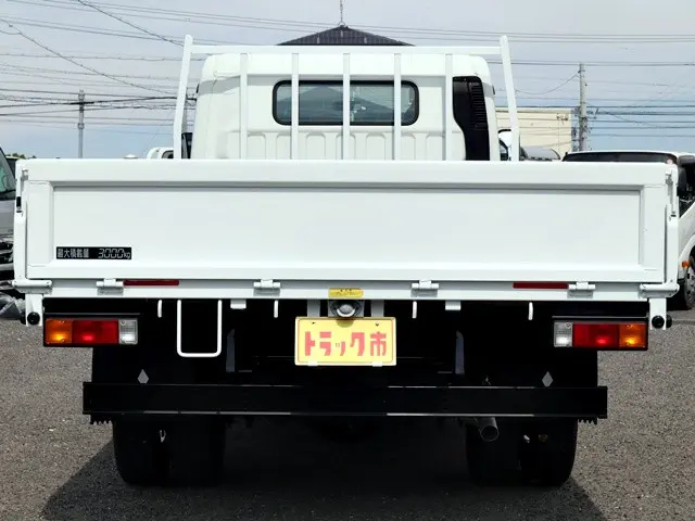 三菱 キャンター TPG-FEB50(2WD)の写真6