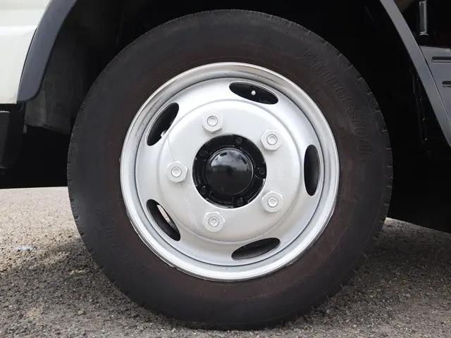 三菱 キャンター TPG-FEB50(2WD)の写真24