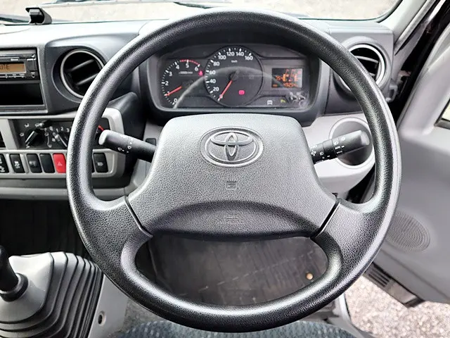トヨタ ダイナ 2DG-GDY231(2WD)の写真4