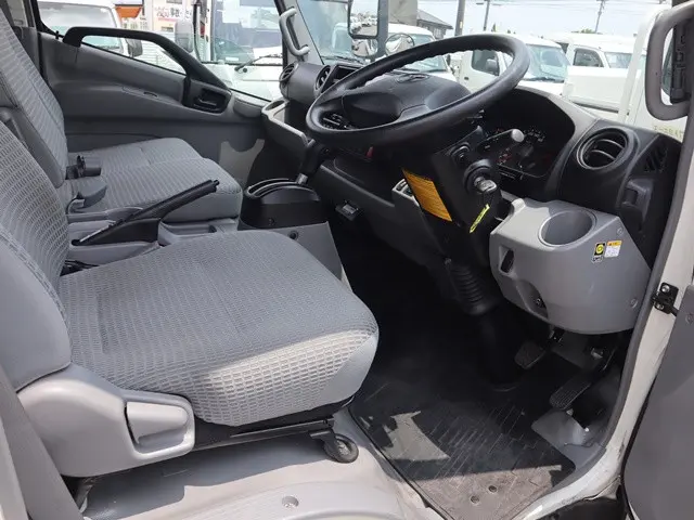 トヨタ トヨエース TPG-XZU710(2WD)の写真28