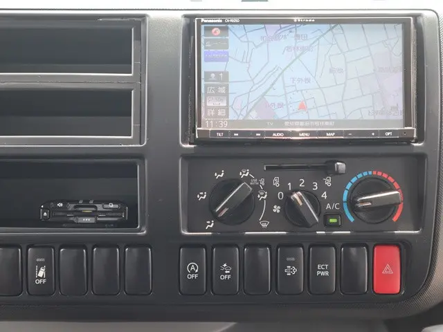 トヨタ トヨエース TPG-XZU710(2WD)の写真34