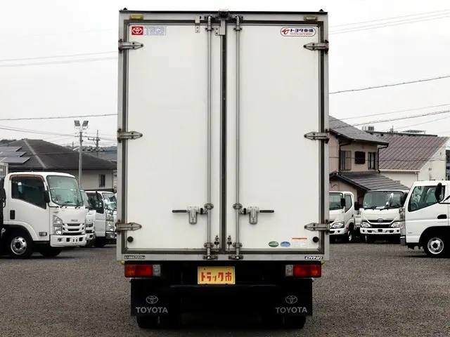 トヨタ ダイナ TPG-XZU605(2WD)の写真6