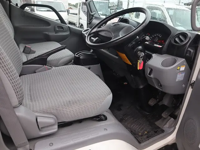 トヨタ ダイナ TPG-XZU605(2WD)の写真34