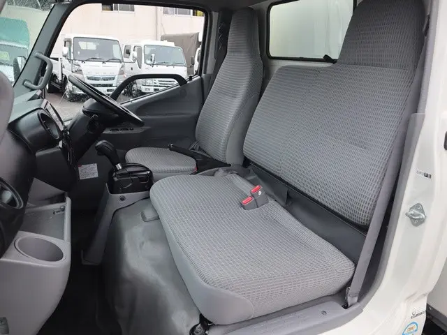 トヨタ ダイナ TPG-XZU605(2WD)の写真37
