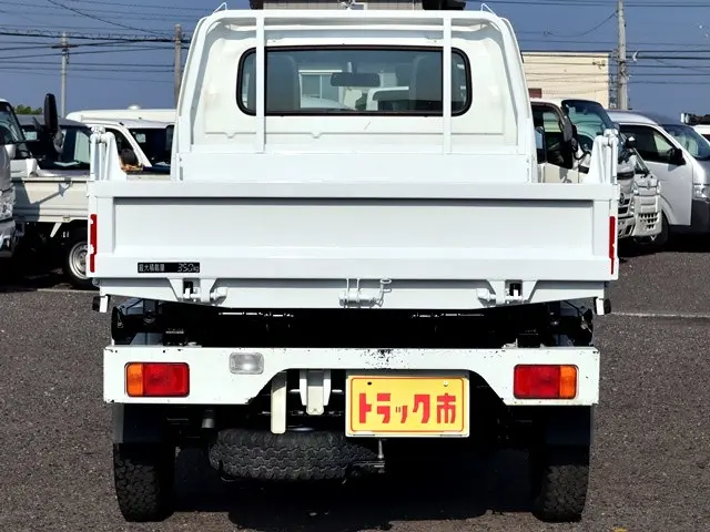 スズキ キャリイ EBD-DA16T(4WD)の写真6