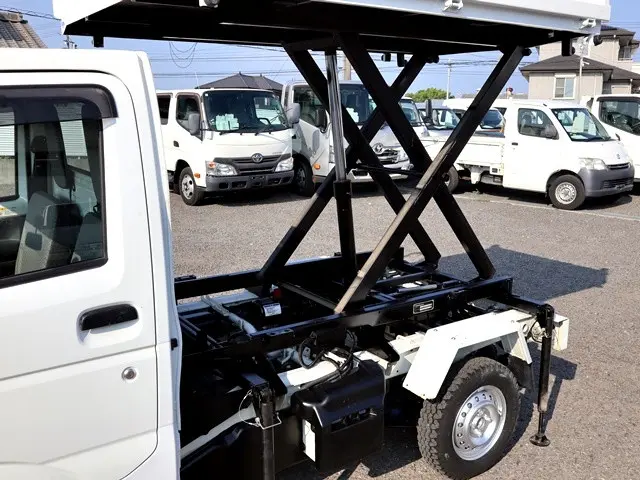 スズキ キャリイ EBD-DA16T(4WD)の写真12