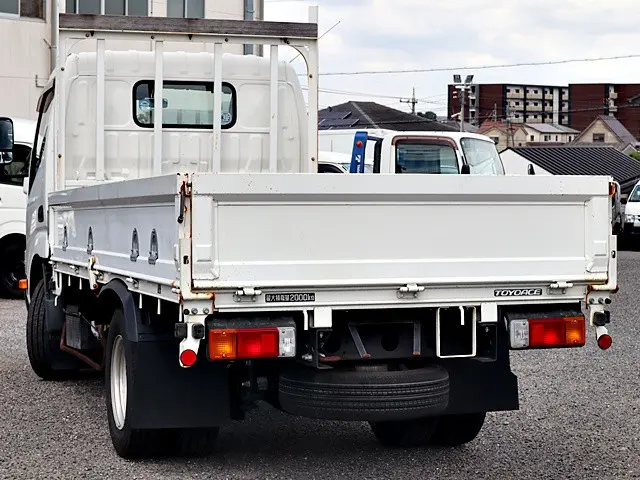 トヨタ トヨエース TPG-XZC645(2WD)の写真2