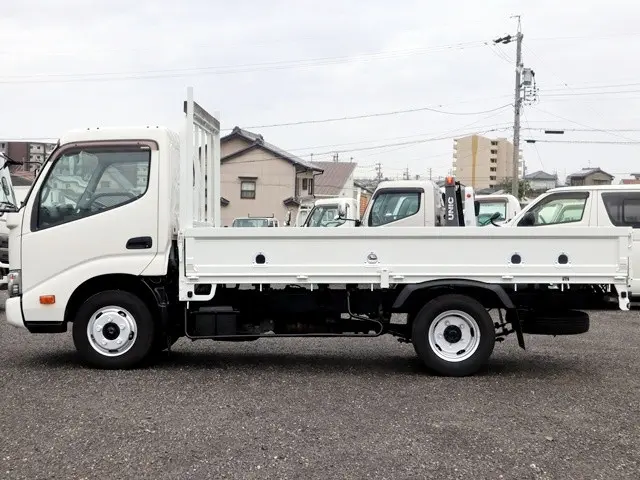 トヨタ トヨエース TPG-XZC645(2WD)の写真9