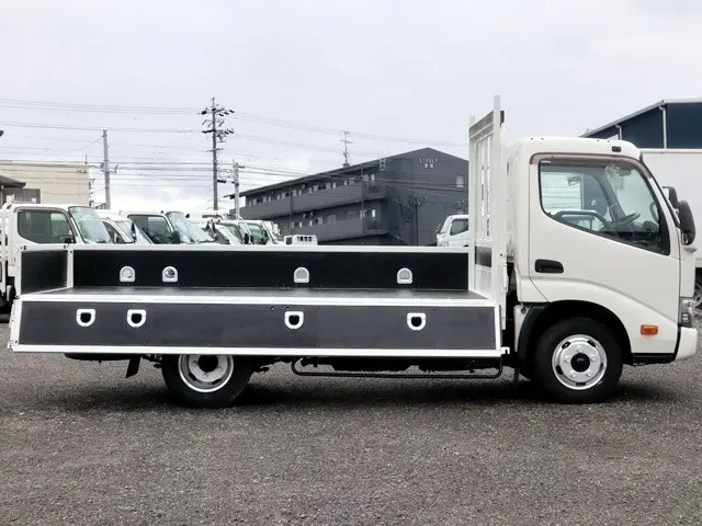 トヨタ トヨエース TPG-XZC645(2WD)の写真10