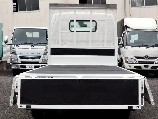 トヨタ トヨエース TPG-XZC645(2WD)の写真12