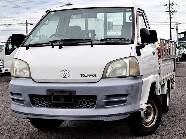 トヨタ タウンエーストラック GK-KM70(2WD)の写真1