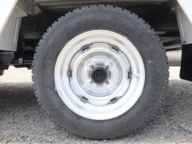 トヨタ タウンエーストラック GK-KM70(2WD)の写真27