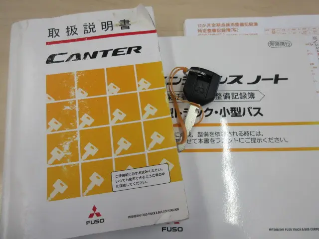 三菱 キャンター TPG-FBA00(2WD)の写真5