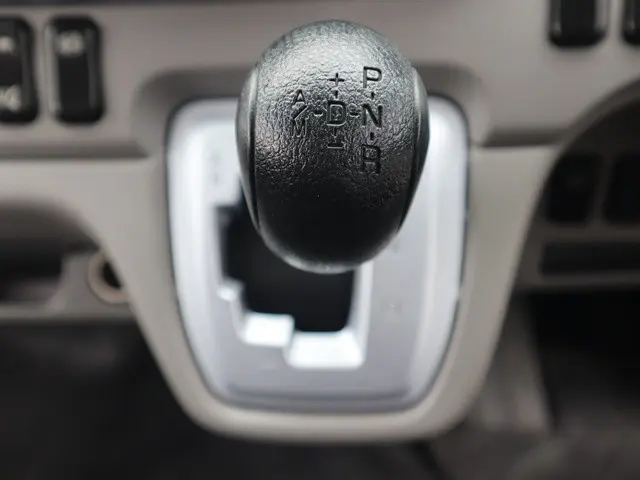 日産 アトラス 2RG-FGA2W(4WD)の写真37