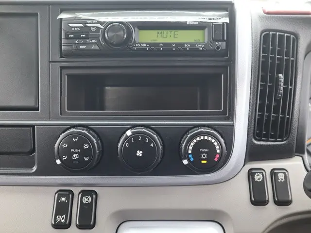日産 アトラス 2RG-FGA2W(4WD)の写真38