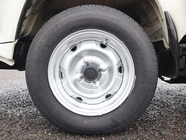 トヨタ タウンエーストラック GK-KM70(2WD)の写真25
