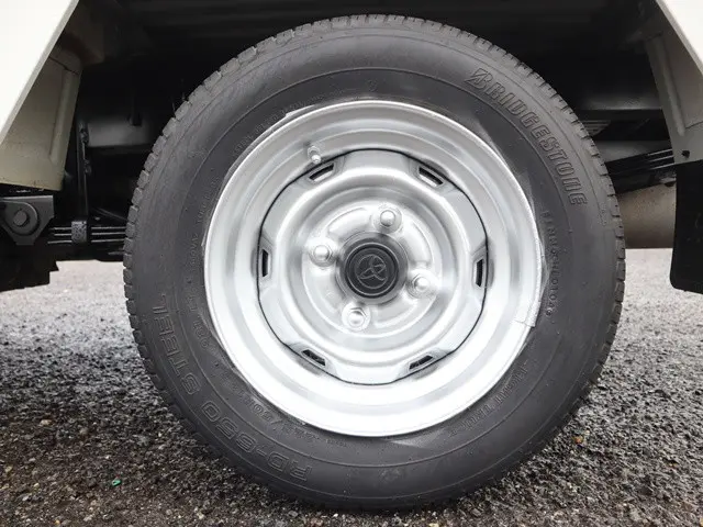 トヨタ タウンエーストラック GK-KM70(2WD)の写真26