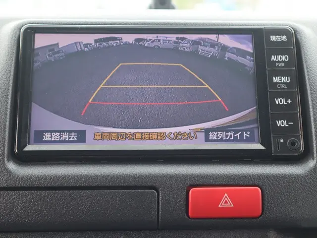 トヨタ ハイエースバン 3BF-TRH200V(2WD)の写真20