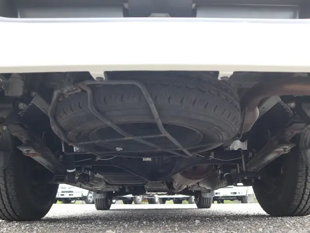 トヨタ ハイエースバン 3BF-TRH200V(2WD)の写真23