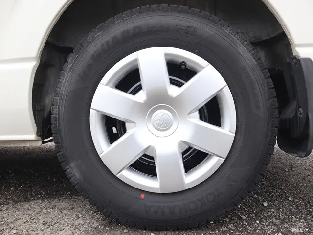 トヨタ ハイエースバン 3BF-TRH200V(2WD)の写真29
