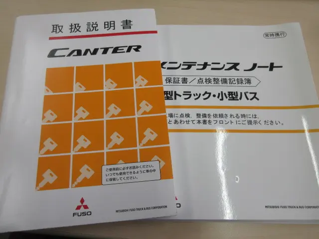 三菱 キャンター 2RG-FBA20(2WD)の写真5