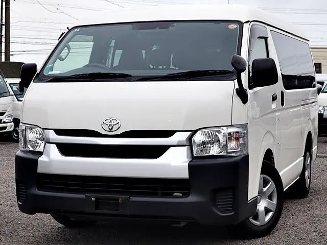 トヨタ ハイエース 3BA-TRH214W(2WD)の写真1