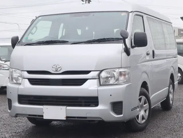 トヨタ ハイエース 3BA-TRH214W(2WD)の写真1