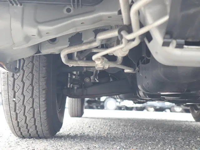 トヨタ ハイエース 3BA-TRH214W(2WD)の写真24