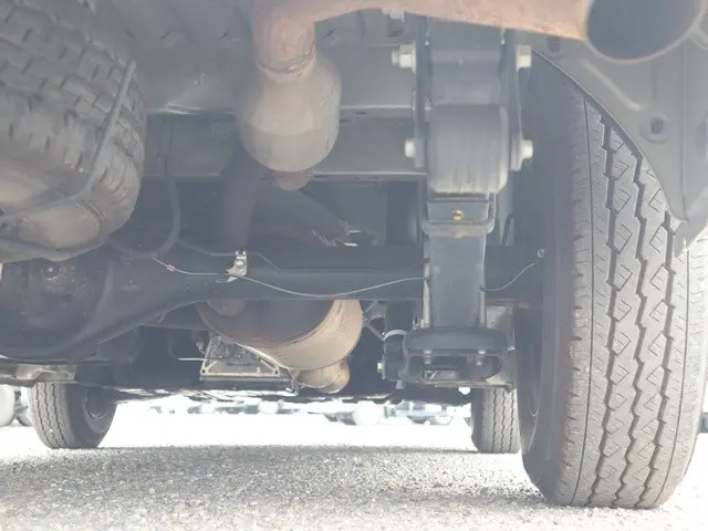 トヨタ ハイエース 3BA-TRH214W(2WD)の写真29