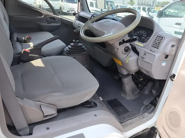 トヨタ トヨエース QDF-KDY231(2WD)の写真29