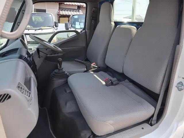 トヨタ トヨエース QDF-KDY231(2WD)の写真32