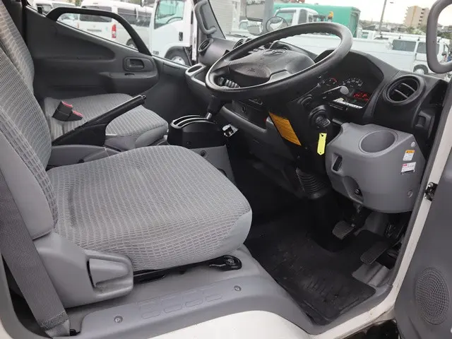 トヨタ ダイナ TKG-XZU655(2WD)の写真33