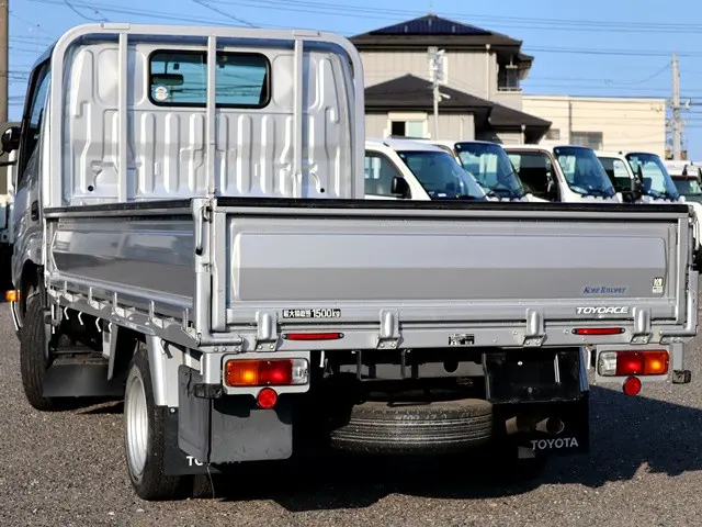 トヨタ トヨエース ABF-TRY230(2WD)の写真2