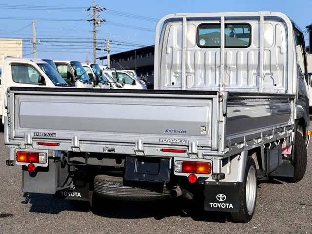 トヨタ トヨエース ABF-TRY230(2WD)の写真3